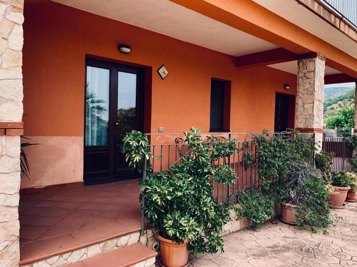 Il Giardino Delle Zagare Villa Calatabiano Exterior photo